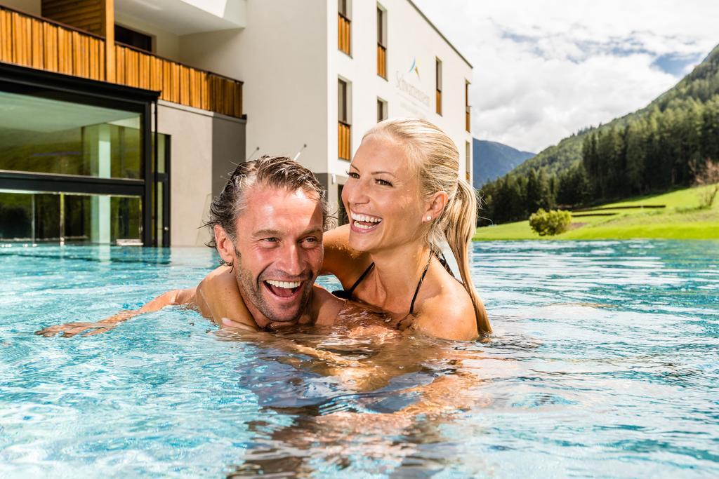 Alpine Luxury Spa Resort Schwarzenstein Лутаго Экстерьер фото