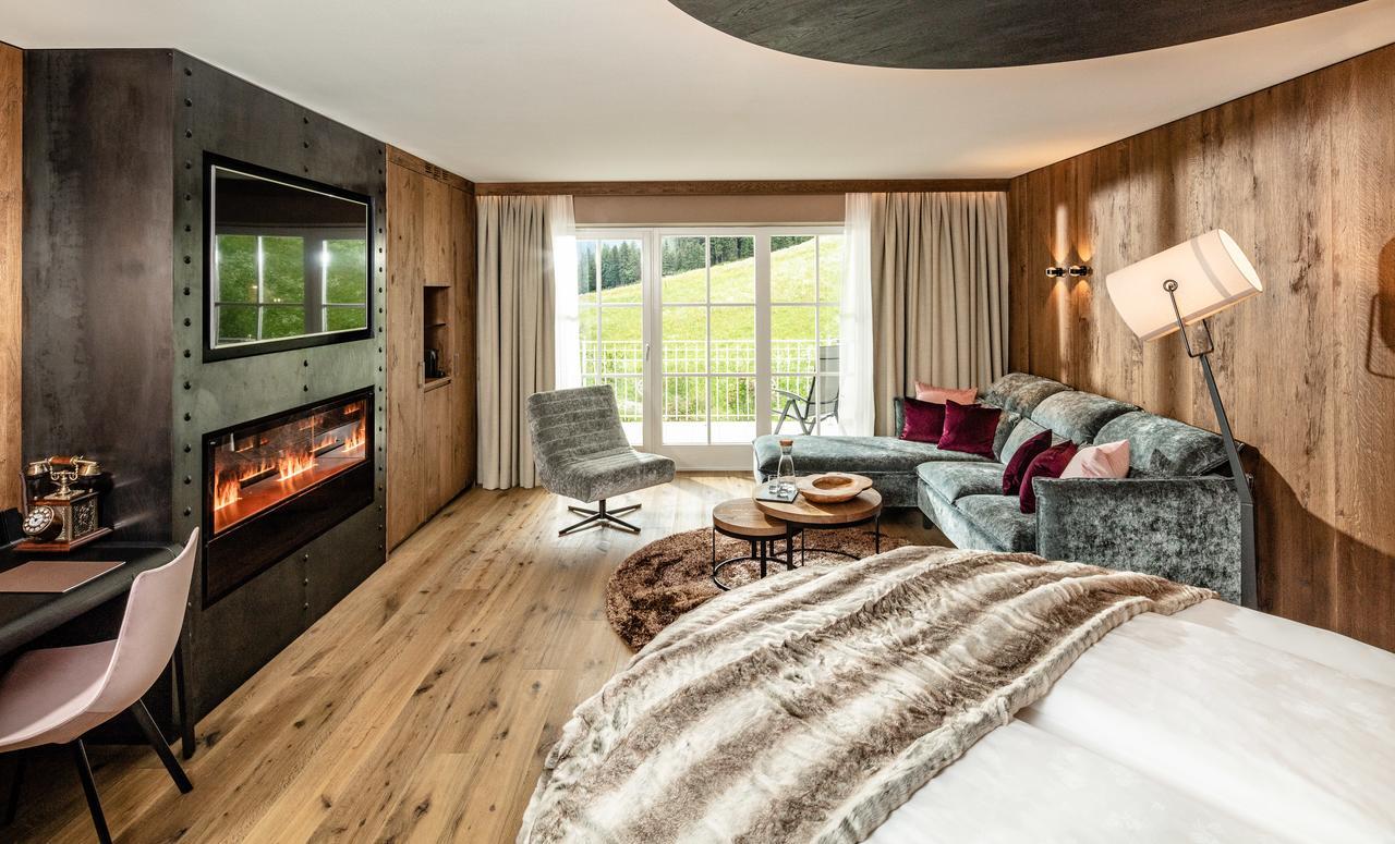 Alpine Luxury Spa Resort Schwarzenstein Лутаго Экстерьер фото